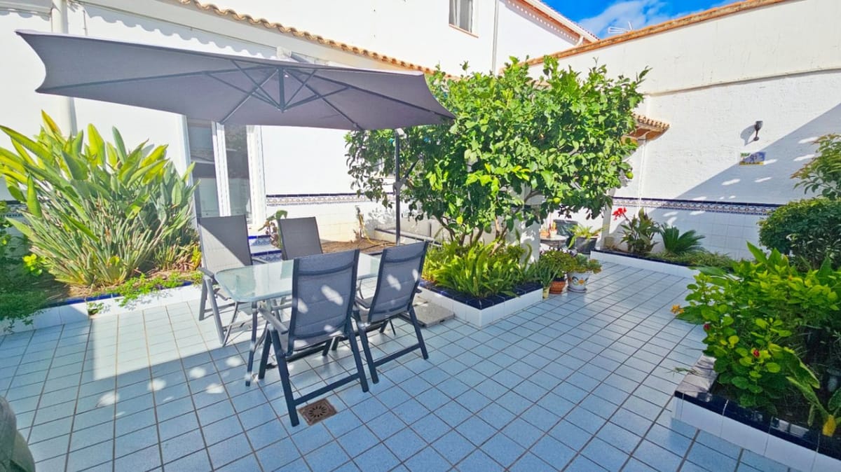 Landhaus in Pego mit großem Innenhof - Foto 5