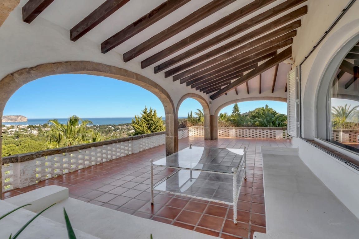 Stunning villa with amazing sea views in the El Tosalet urbanization. - Foto 32