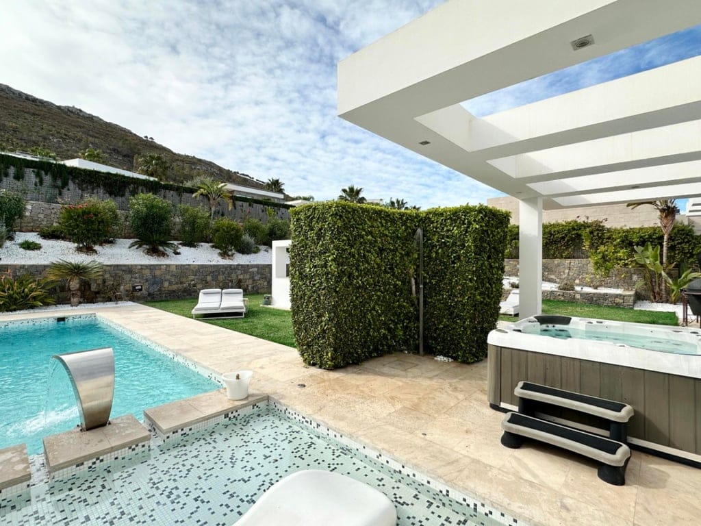 Sublime and modern luxury villa - Foto 40