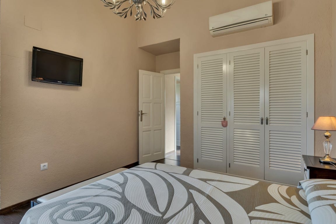 Exklusives Reihenhaus in Jávea, 500 m vom Meer entfernt, mit 4 Schlafzimmern und Gemeinschaftspool. - Foto 22