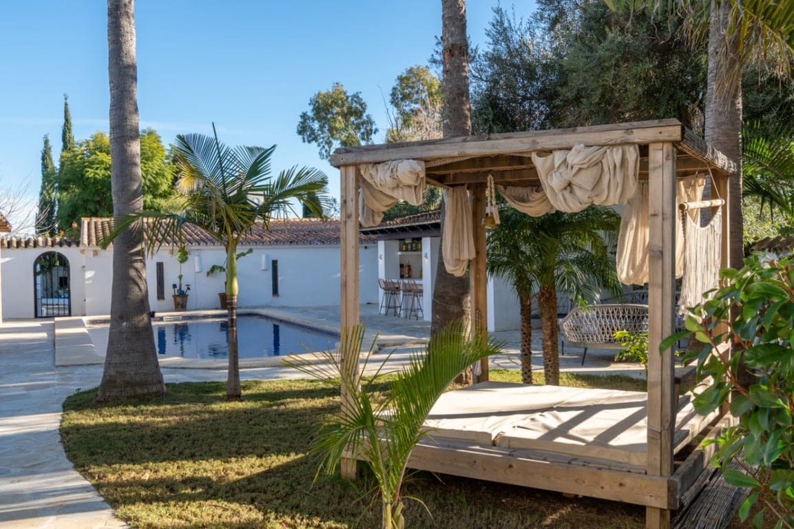 Exclusives, komplett renoviertes Anwesen mit großem Grundstück von 11.367 m2. - Foto 7