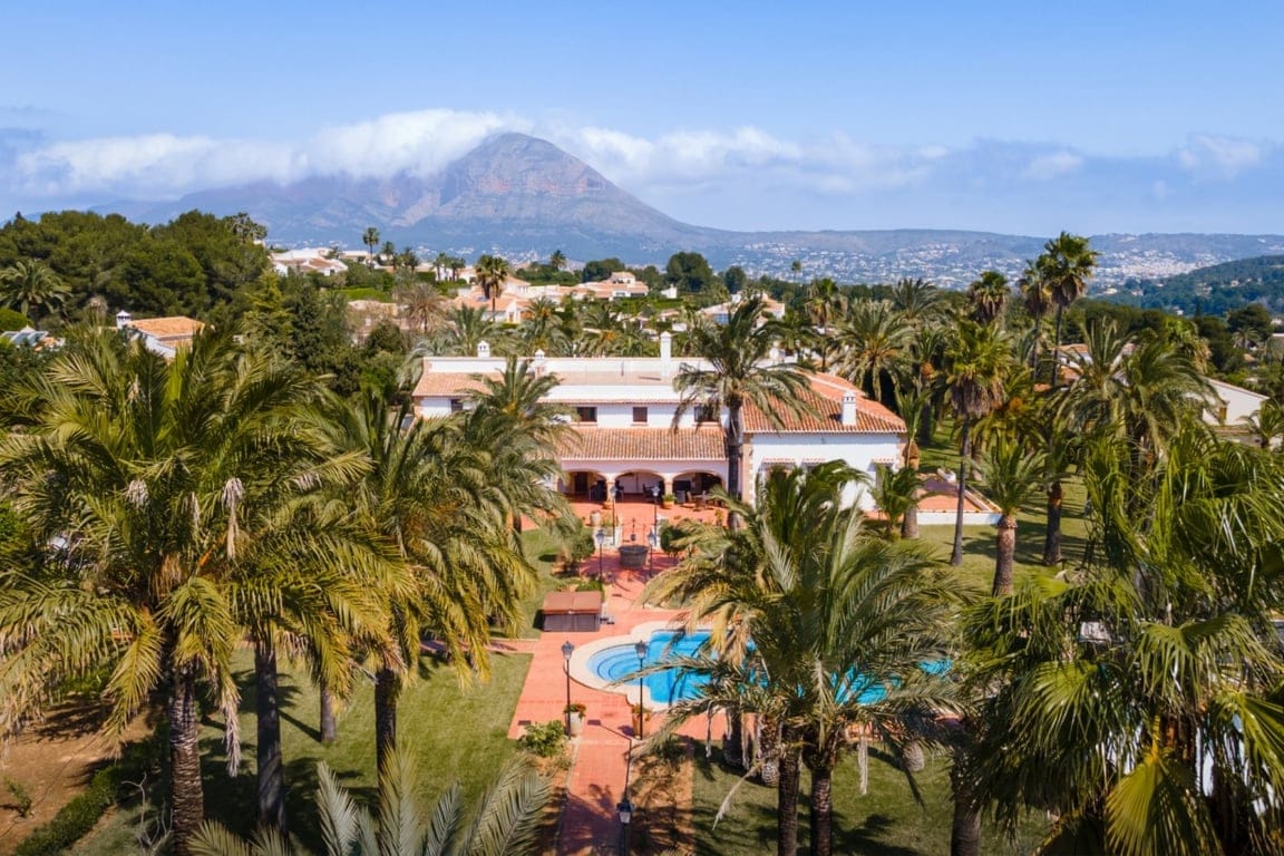 Large Villa with guest house in Jávea and plot 5.835m2 - Foto 41