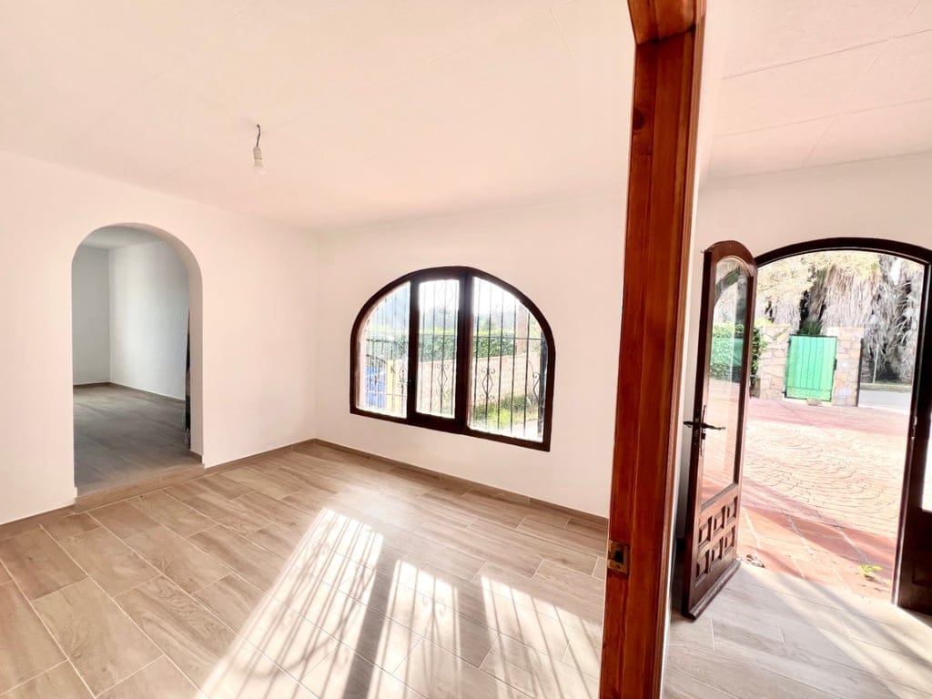 Rustikale Villa in Jávea, nahe dem Strand von Arenal, renoviert. - Foto 8