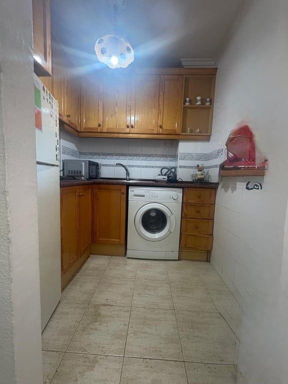 Apartamento en venta de 2 dormitorios en Torrevieja, Alicante. - Foto 15