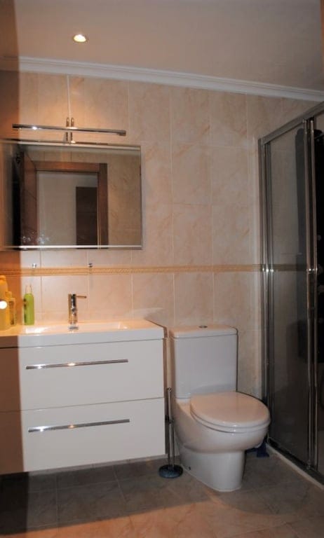 Apartment in Denia on the ground floor with 2 bedrooms and a private terrace for sale. - Foto 18