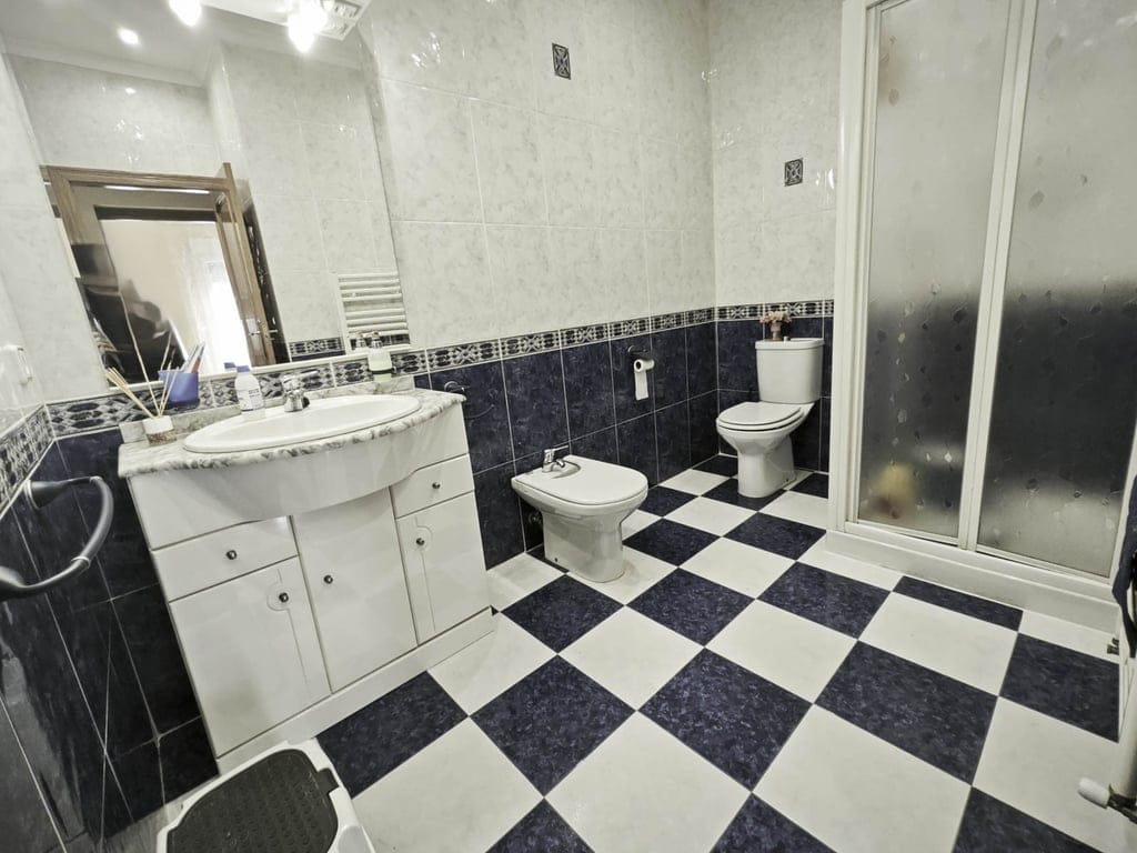 Villa of 270 m2 with pool for sale in Pedreguer, residential area a stone's throw from the center - Foto 14