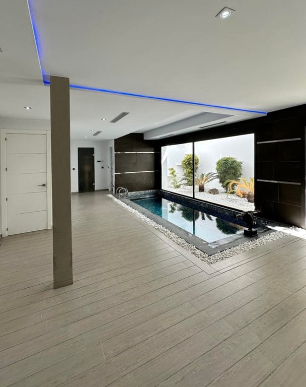 Sublime and modern luxury villa - Foto 25