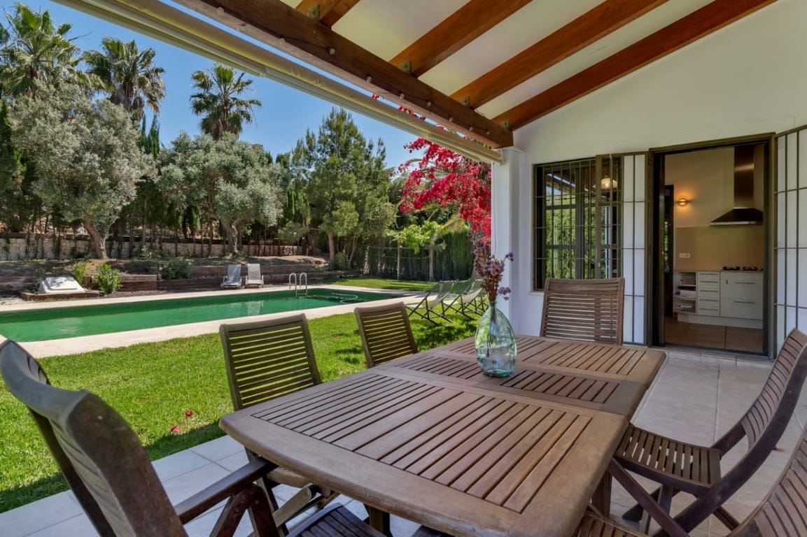 Impresionante Villa a la venta en Jávea, con piscina interior y exterior - Foto 2