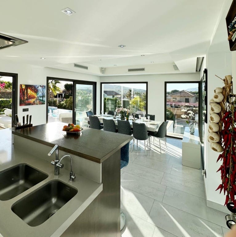 Sublime and modern luxury villa - Foto 4