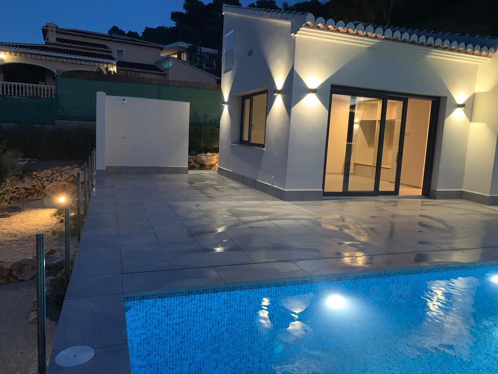 Villa de lujo moderna en Jávea | Impresionantes vistas al Montgó y vida en una sola planta - Foto 4