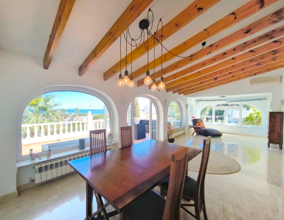 Villa con apartamento de invitados y vistas al mar en Dénia - Foto 11