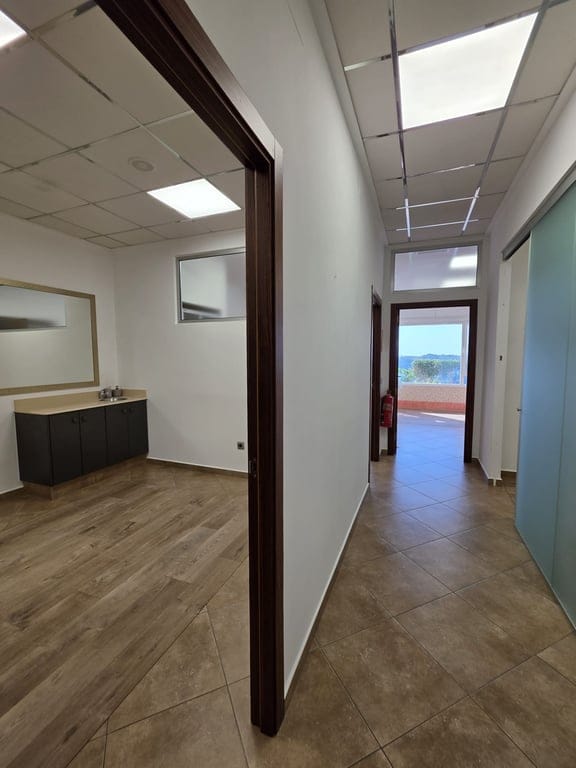 Local comercial con opción a vivienda en Benissa Pueblo : luz, amplitud y vistas al Peñón de Ifach y al Mar - Foto 7