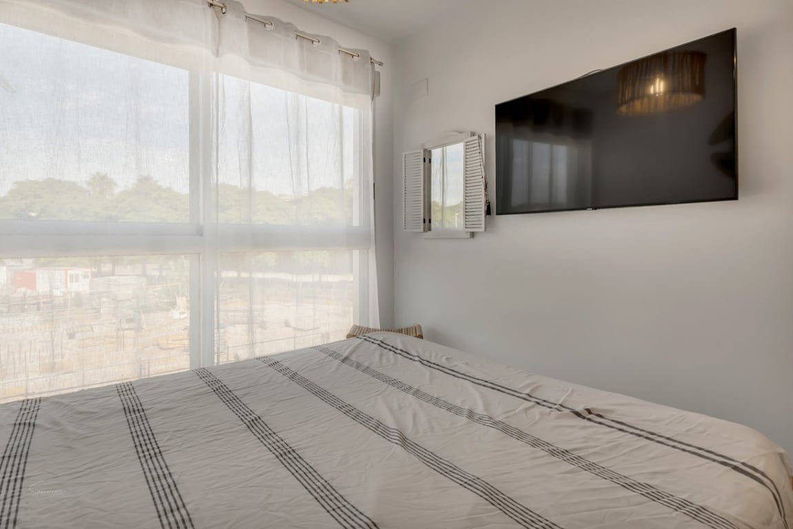 Modern 3-bedroom apartment with a large terrace. - Foto 22