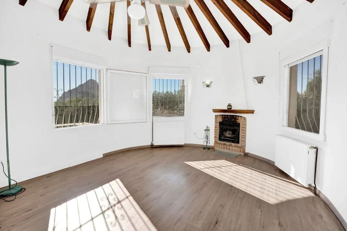 EXCLUSIVE CALPE VILLA: PRIVATE POOL, SPECTACULAR PEÑÓN DE IFACH VIEWS - Prime Investment Opportunity! - Foto 7