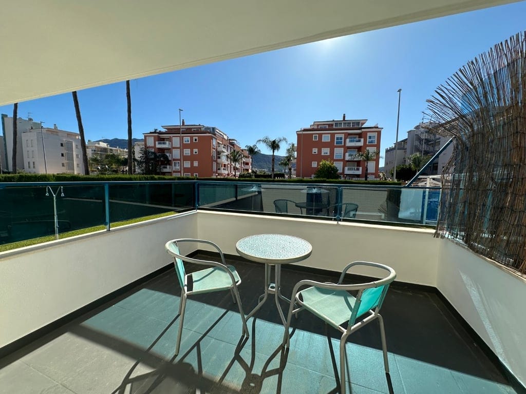 Apartment for sale with 3 bedrooms in Denia, Alicante. - Foto 3