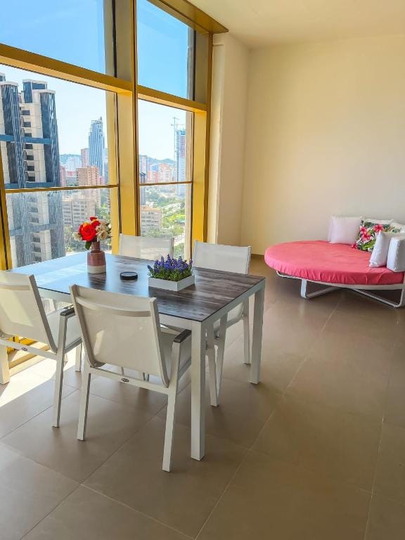 Suite de 2 Dormitorios con Licencia Turística en el Residencial Más Alto de España - Foto 11