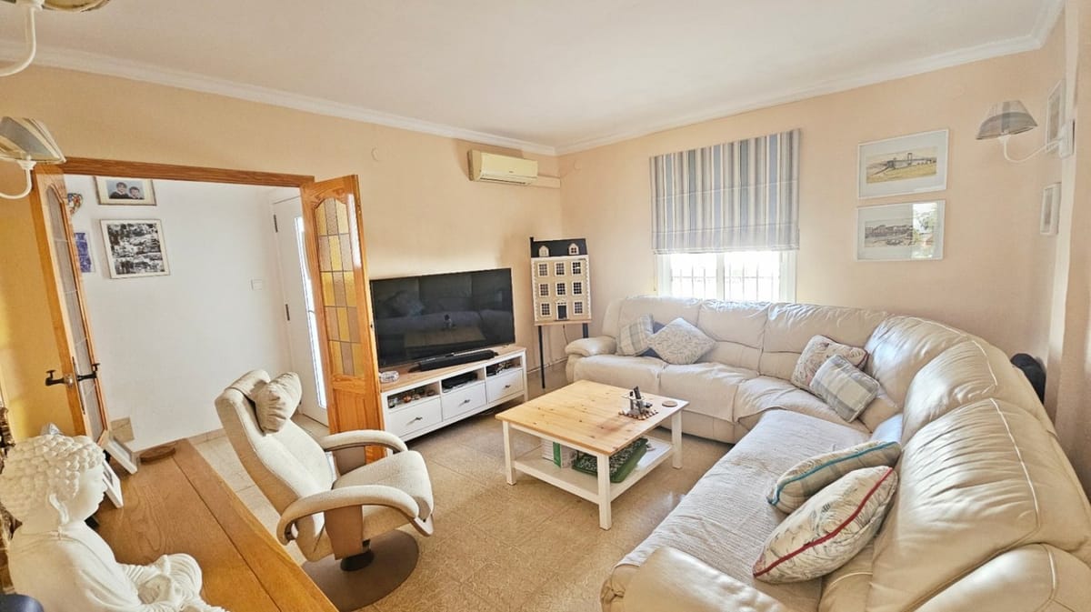 Landhaus in Pego mit großem Innenhof - Foto 8