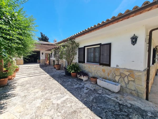 Charmante Villa mit Pool, Garage und zusätzlichem Baugrundstück in La Sella - Foto 2