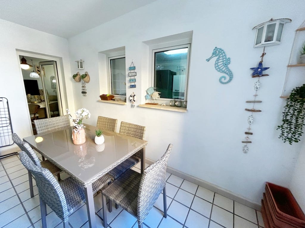 central apartment with tourist license in the Plaza de la Iglesia of Moraira, next to the port and the beach - Foto 11