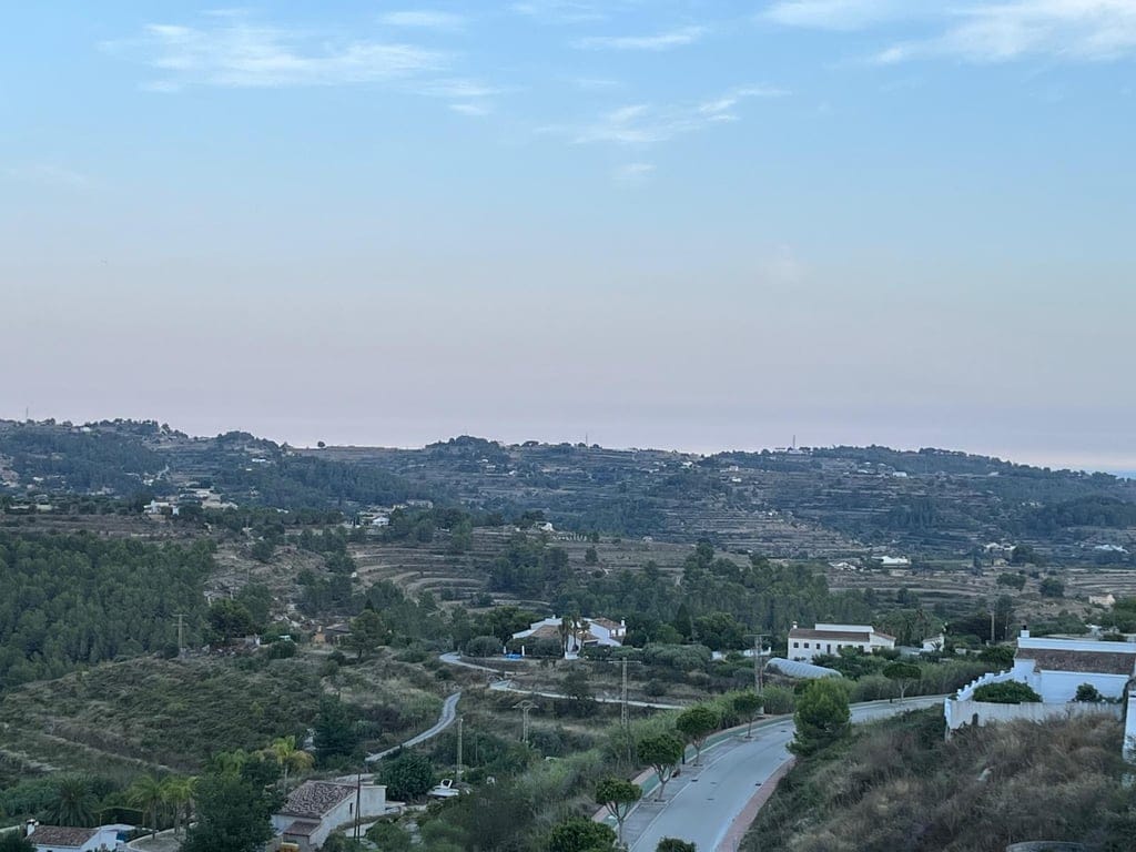 Unique opportunity in Benissa: 3 plots with spectacular views of the sea and the mountains. - Foto 3