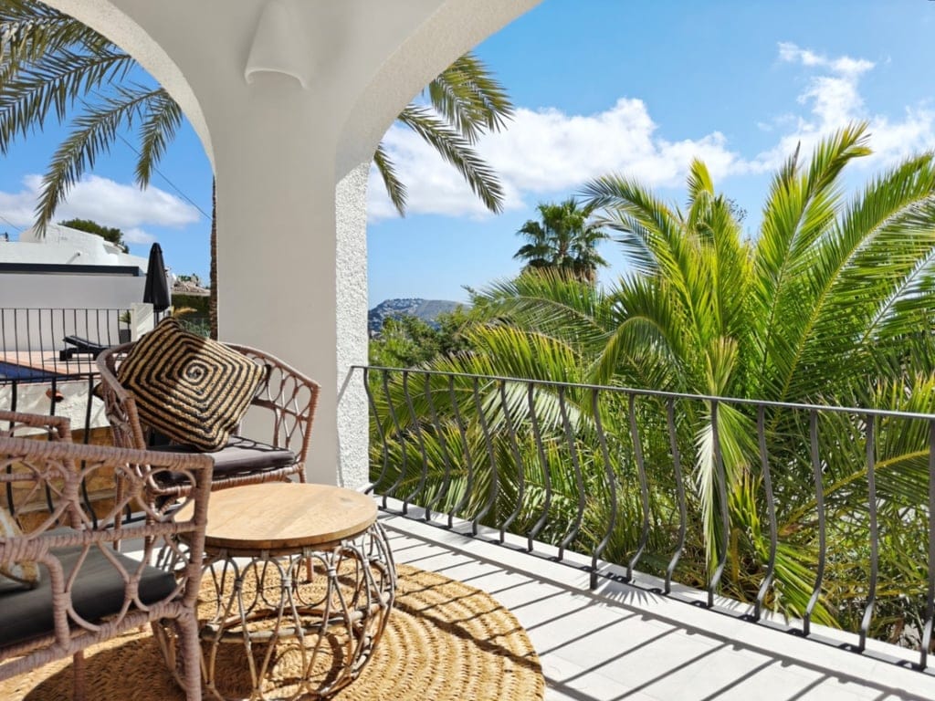 Luxury Villa for Sale with Pool and Sea Views in Pinar del Advocat - Foto 33