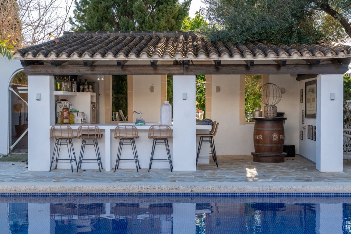 Exclusives, komplett renoviertes Anwesen mit großem Grundstück von 11.367 m2. - Foto 5