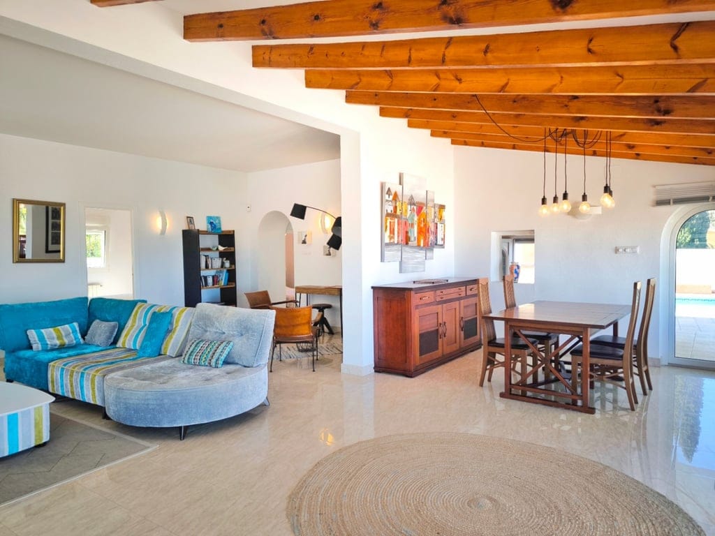 Villa con apartamento de invitados y vistas al mar en Dénia - Foto 17