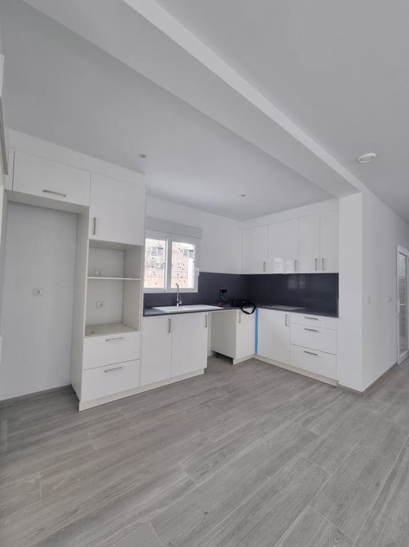 Newly built chalet/villa for sale with 3 bedrooms and a pool. - Foto 8