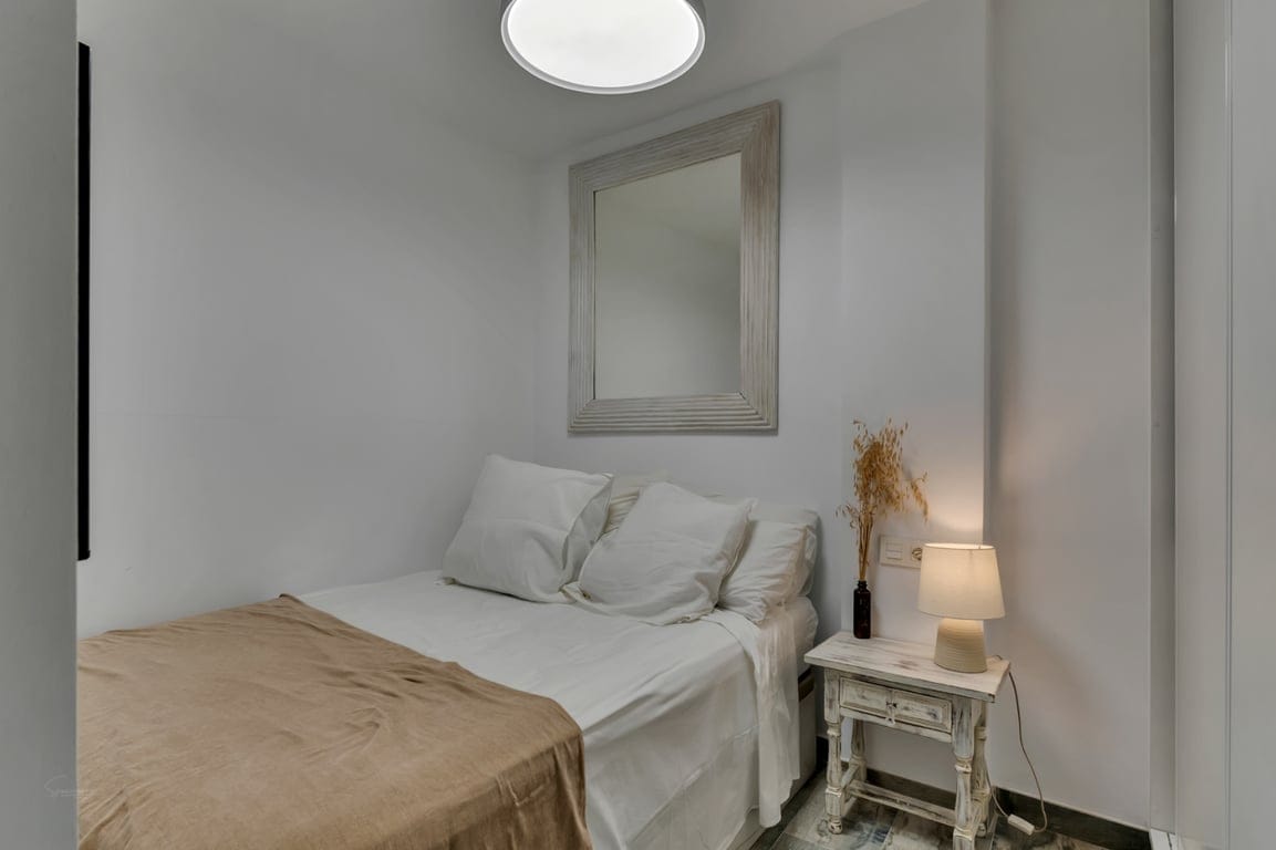 Apartamento reformado con piscina cerca del mar - Foto 14