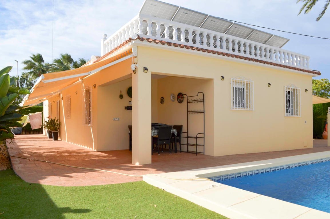 4 bedroom villa in Las Marinas, in the area of Las Brisas - Foto 2