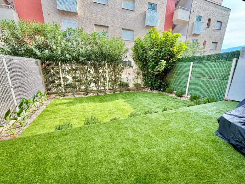 Renovated 1-bedroom apartment in Denia with a communal pool. - Foto 14