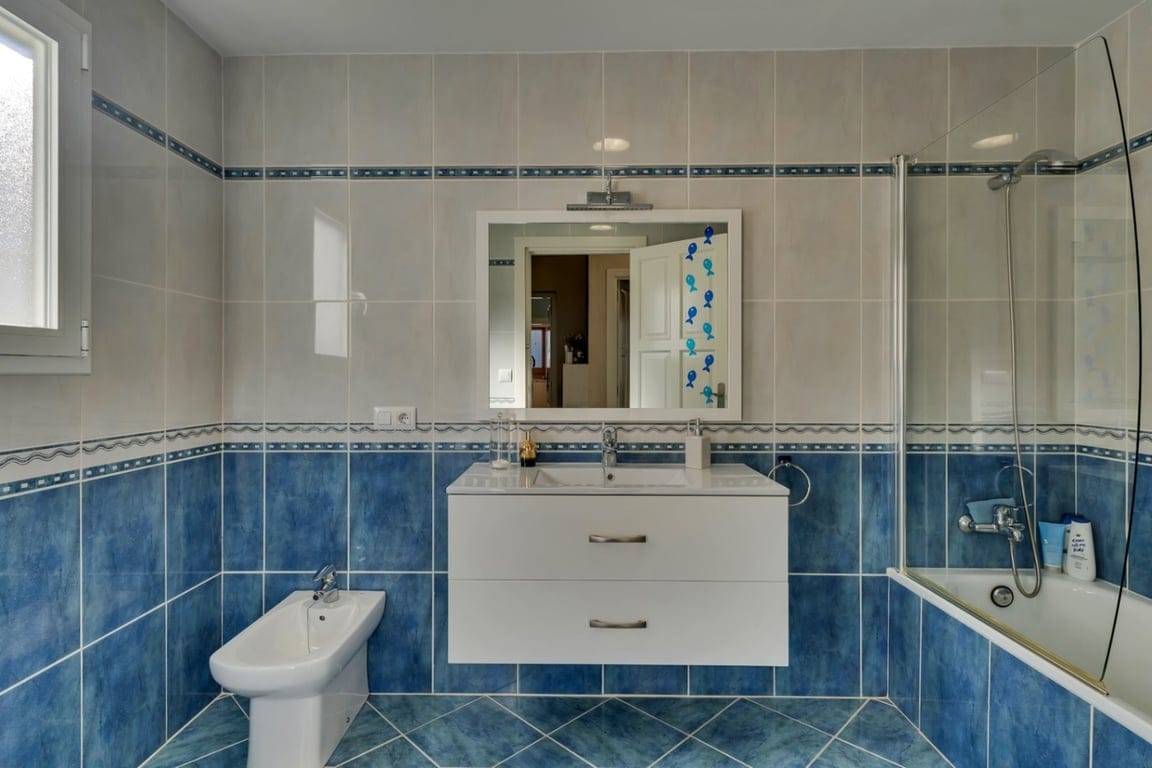 Exklusives Reihenhaus in Jávea, 500 m vom Meer entfernt, mit 4 Schlafzimmern und Gemeinschaftspool. - Foto 34