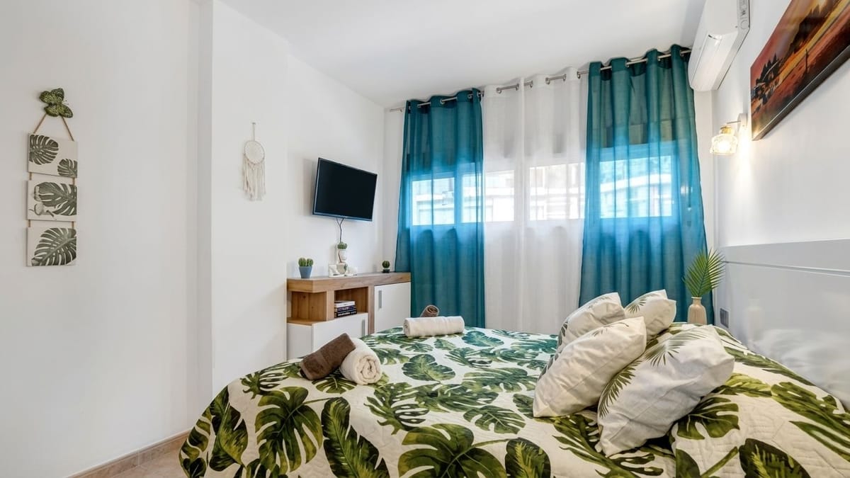Bright 100 m² Apartment in Calpe: A Stone's Throw from the Beach and the Charm of the Old Town - Foto 3