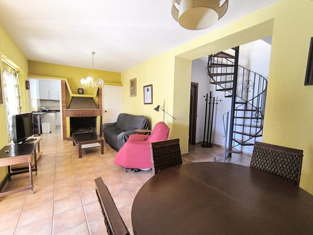 Haus zum Verkauf in Parcent mit großem Stadtgrundstück und Panoramablick - Foto 6