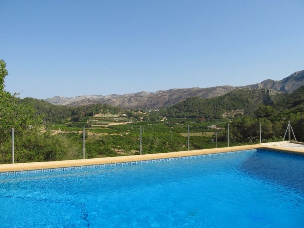 Farm with avocado plantation in Forna - Foto 4