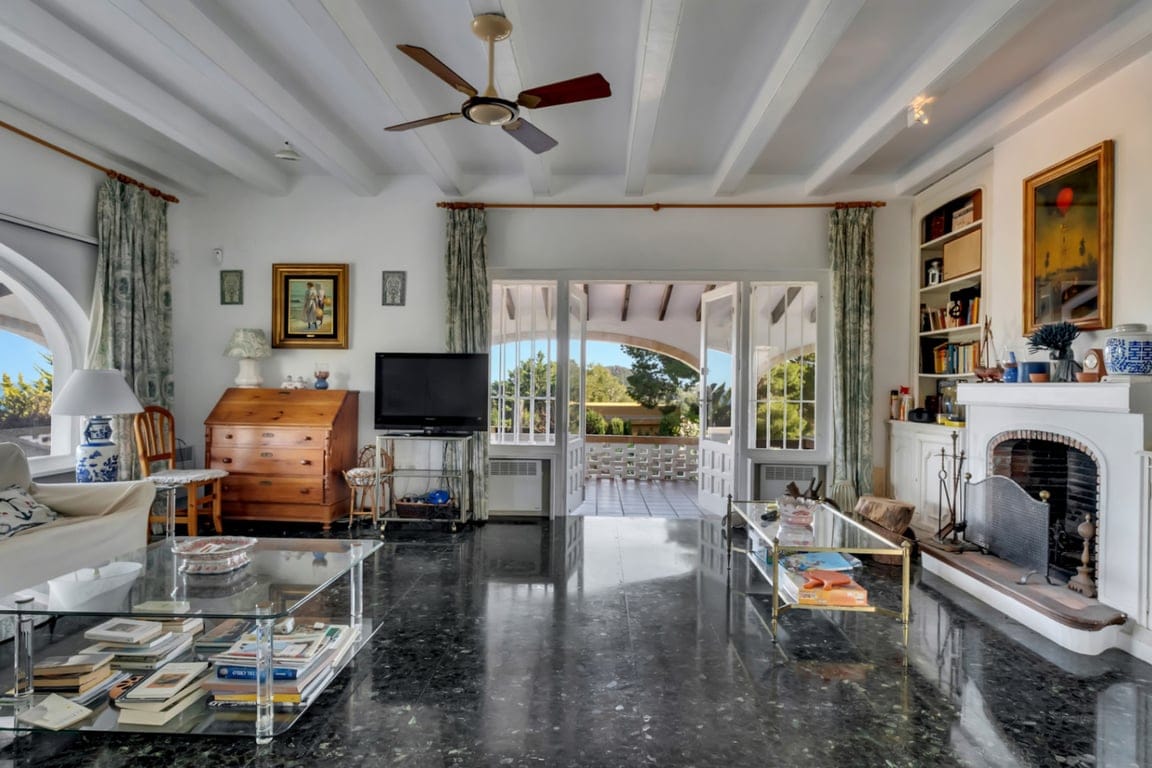 Stunning villa with amazing sea views in the El Tosalet urbanization. - Foto 9