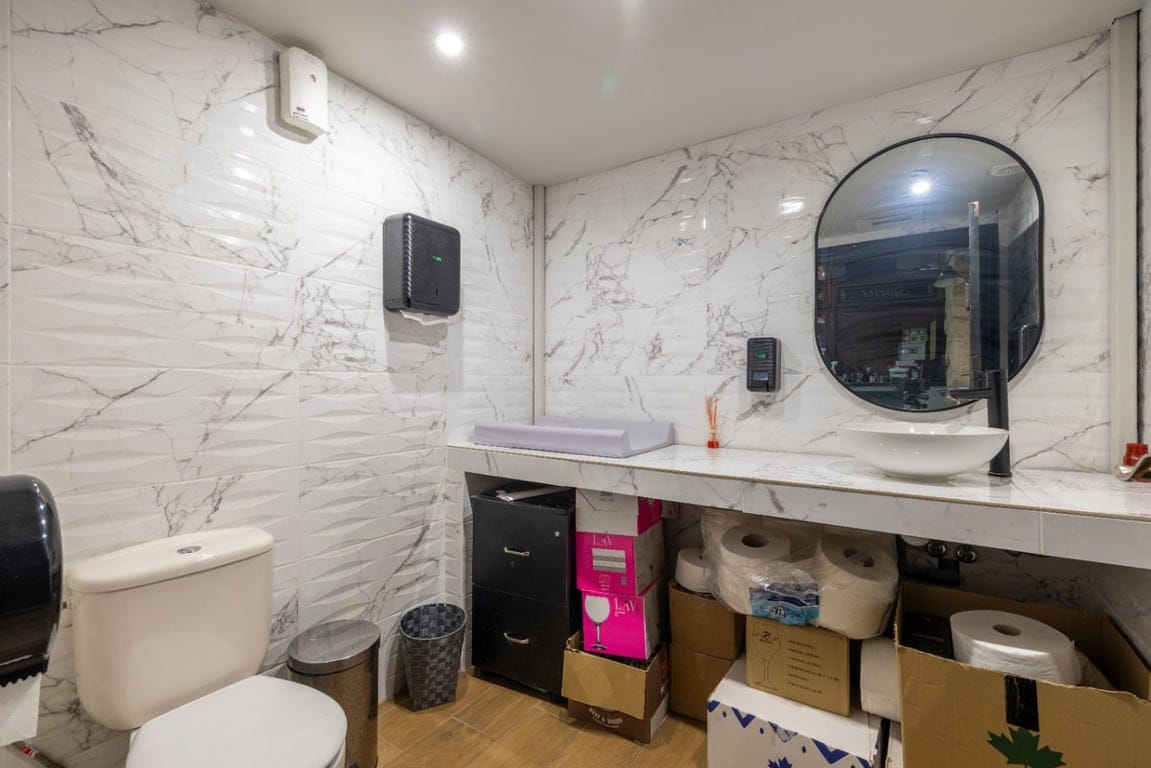 Pub for sale in prime Arenal location in Javea - Foto 36