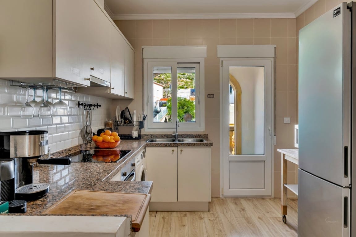 Townhouse with a large south-facing terrace and pool. - Foto 14