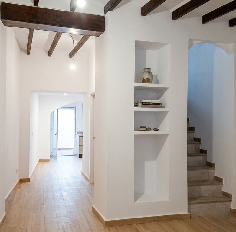 Exquisiet Mediterraan Dorpshuis – Ibicencaanse Charme in Benitachell Prijs: €397.000 | Locatie: Hart van Benitachell Centro - Foto 6