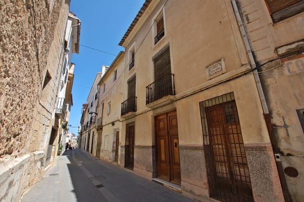 Casa de pueblo de estilo señorial en Pego - Foto 2