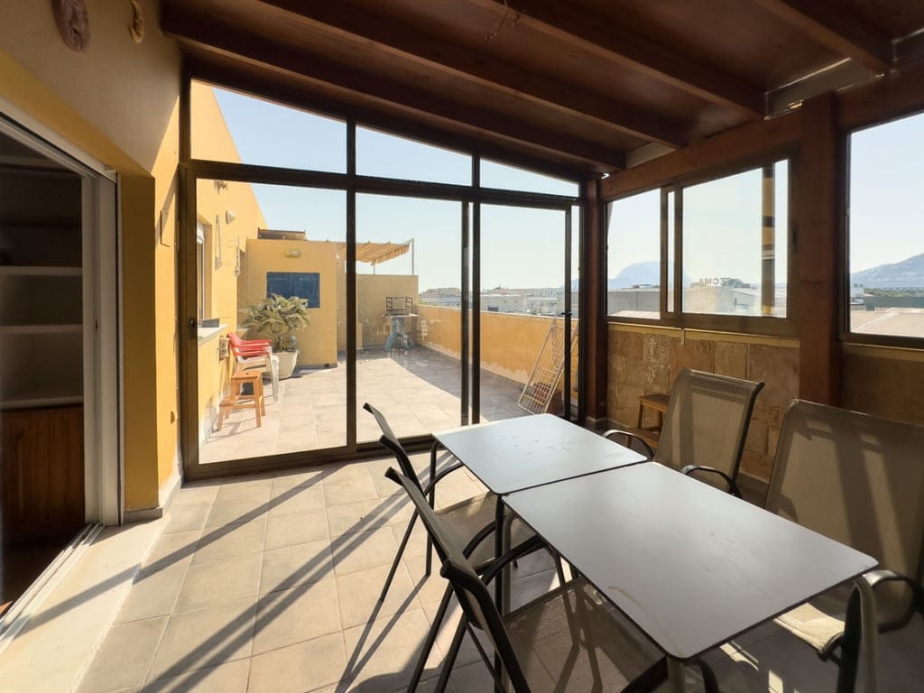 Ático en venta en Ondara: 3 dormitorios, 2 baños y terraza amplia - Foto 2