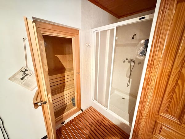 Herrenhaus im Zentrum von Pego: Raum, Privatsphäre und eine exklusive Oase - Foto 43