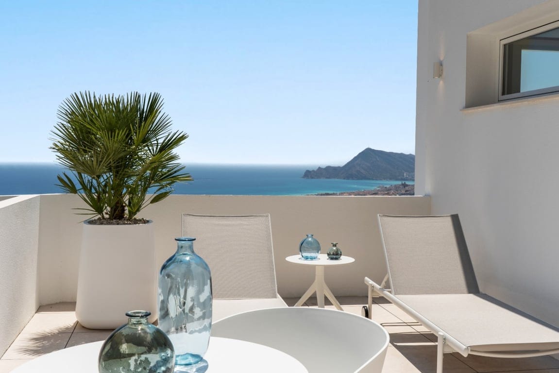 BLANC-19: Luxury Villa in Altea Ready to Move In | 4 Floors, Triple Garage, and Panoramic Views - Foto 24