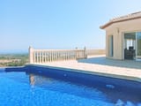 Wonderful villa with panoramic sea views and the entire coastline of the Costa Blanca.