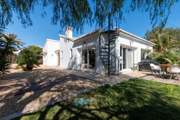 Elegante Chalet en la Prestigiosa Urbanización La Lluca, Jávea - Foto 27