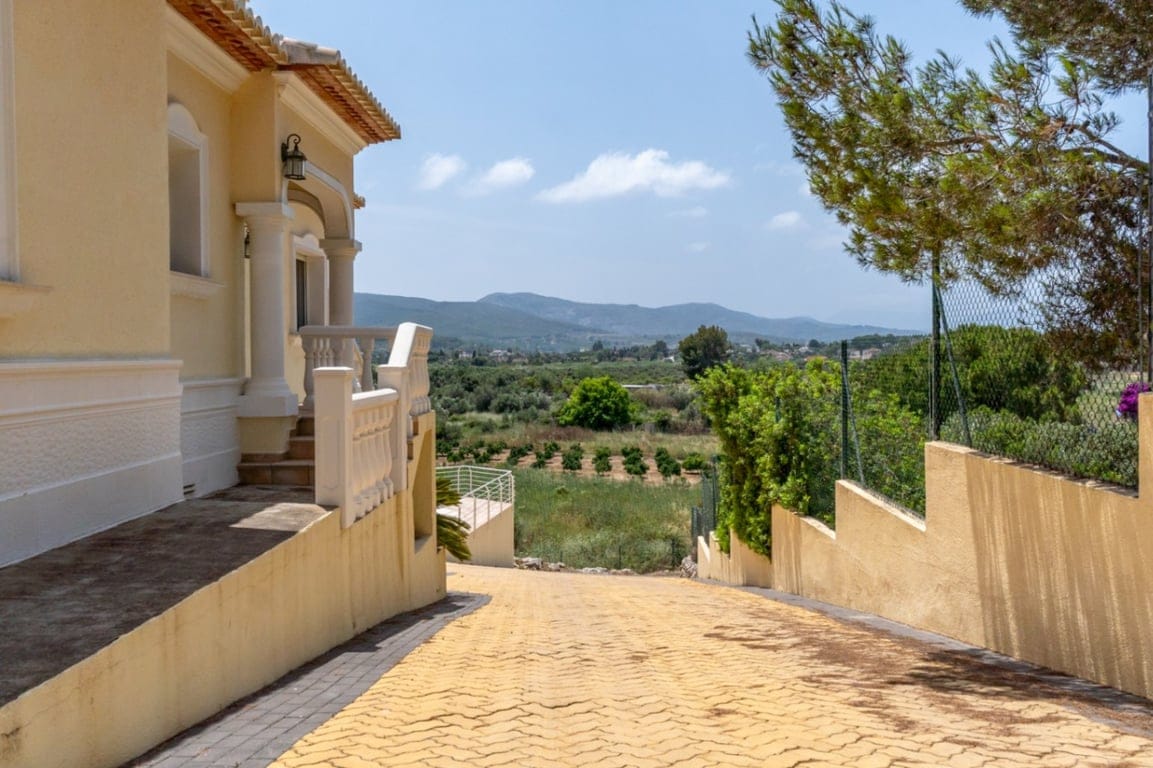 Villa met vrij uitzicht in een rustige omgeving dicht bij het centrum van de stad Jávea - Foto 50