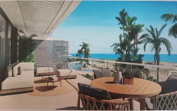 Nueva promoción de viviendas en primera línea de playa en Dénia - Foto 9