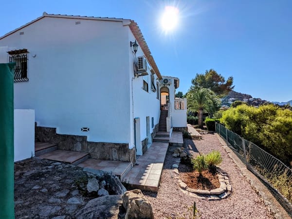 Villa con vistas espectaculares en La Sella - Foto 10