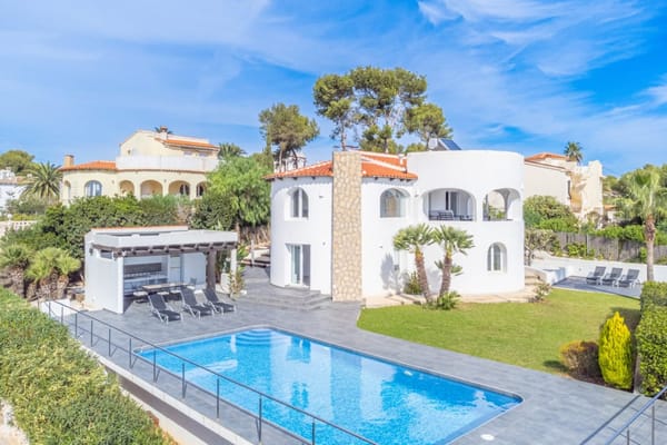 Villa Ibiza style en Balcón al mar con vistas al mar - Foto 1
