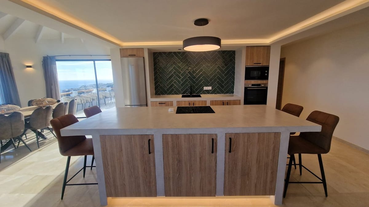 ULTIMATE LUXURY VILLA: 6-BEDROOM, CUMBRE DEL SOL RETREAT | BREATHTAKING PANORAMIC SEA VIEWS | TURNKEY & SUSTAINABLE - Foto 11